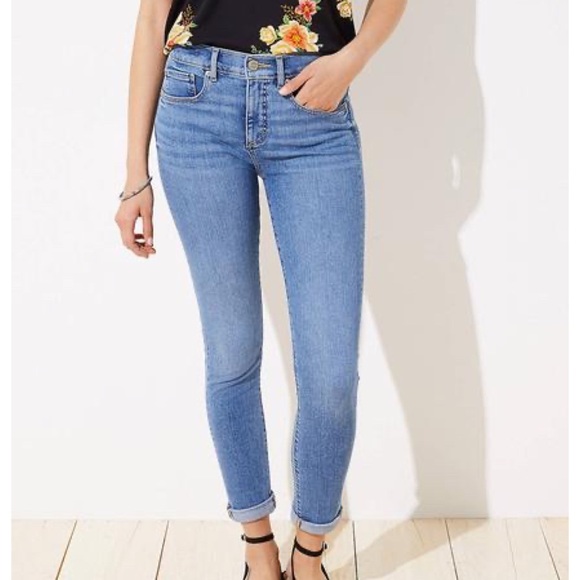 loft curvy skinny crop